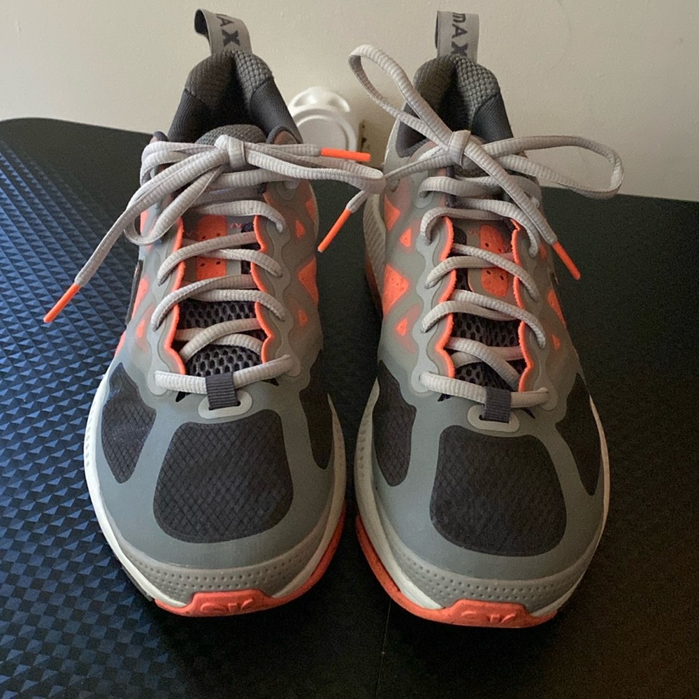 Men’s Nike Airmax Sneakers